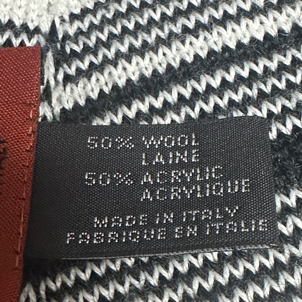 Missoni Zigzag Knit Scarf – Multicolor Chevron Pattern - Picture 7 of 8